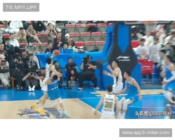 【犯规实例】著名犯规案例深度剖析，判罚背后隐藏的战术思考，犯规种类有哪些